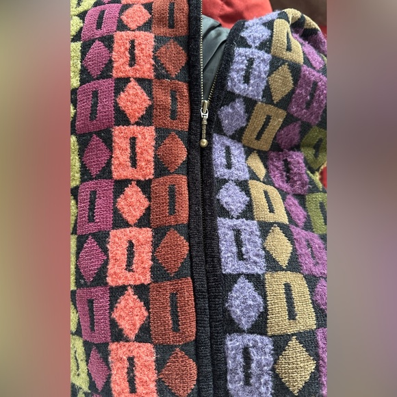 Icelandic Designs fun color (block) Jacket Size M - Picture 5 of 5